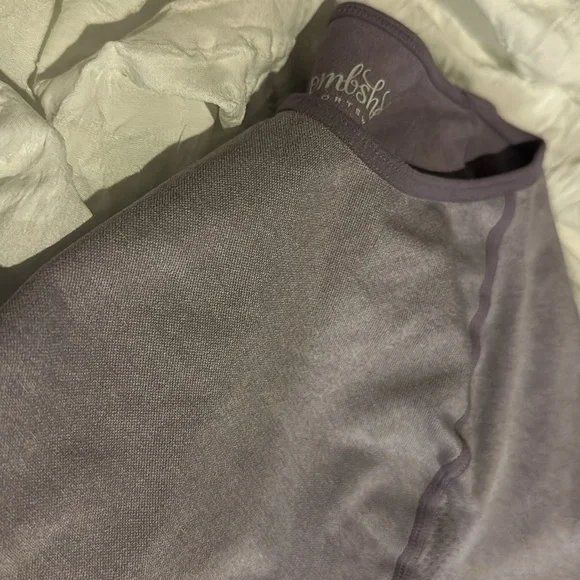 Bombshell - Picture 2 of 6